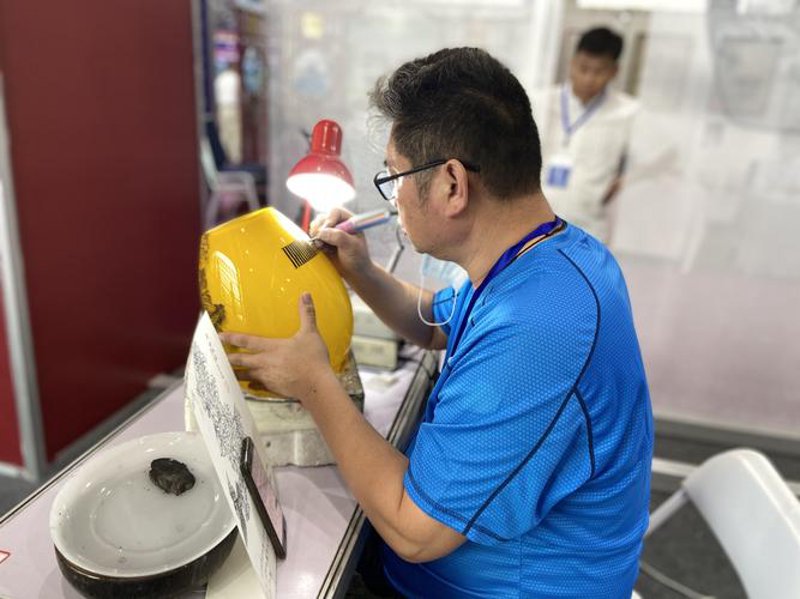 深圳美术培训：让色彩点亮梦想的艺术之旅